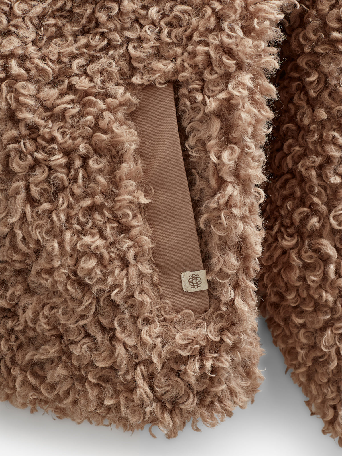 Faux Fur Hooded Jacket met Rib manchet - Kids - Caffe Latte | 100546 Ellie