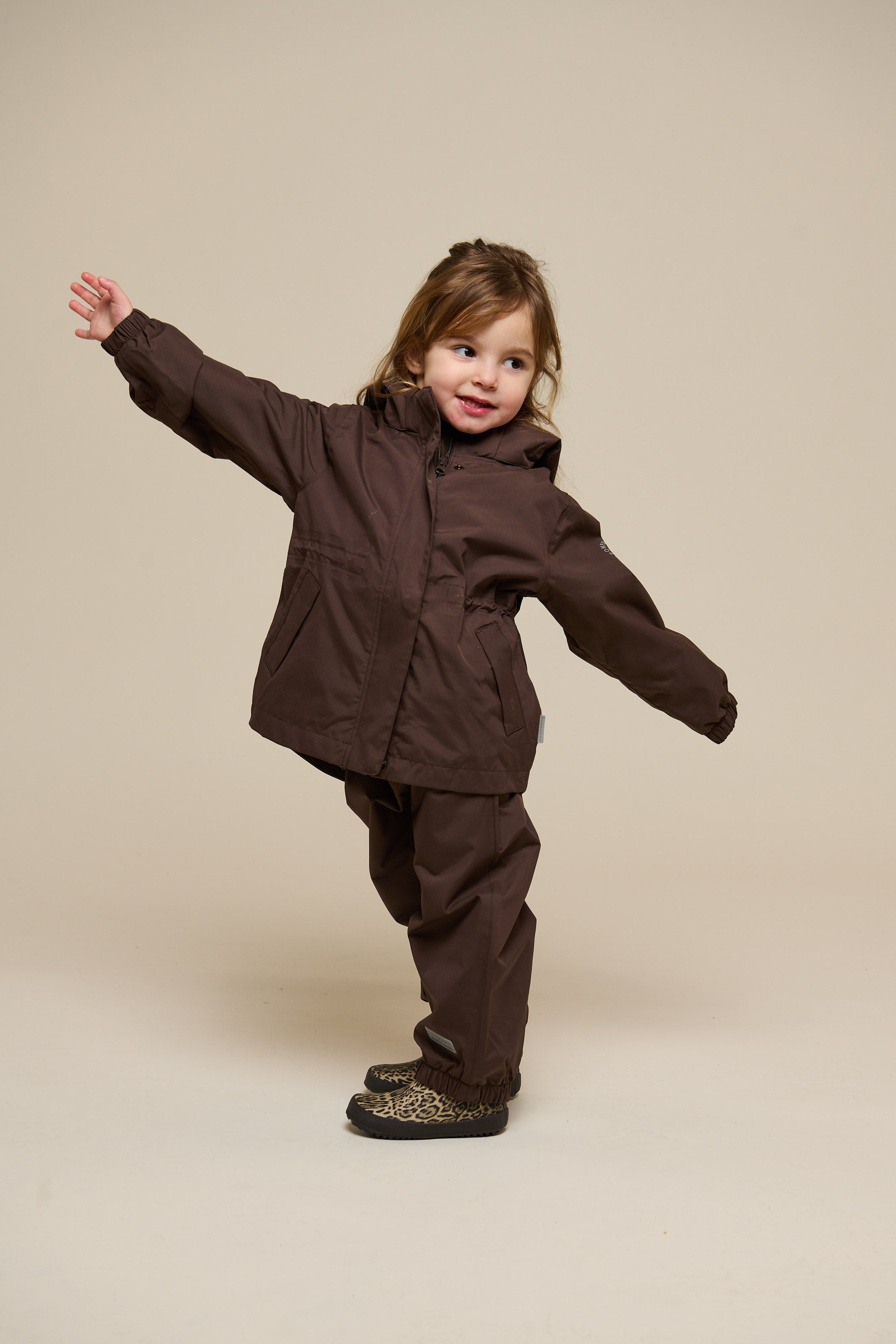 Shell-jas met trekkoord - Kids - Chocolate | 100497 Lucy