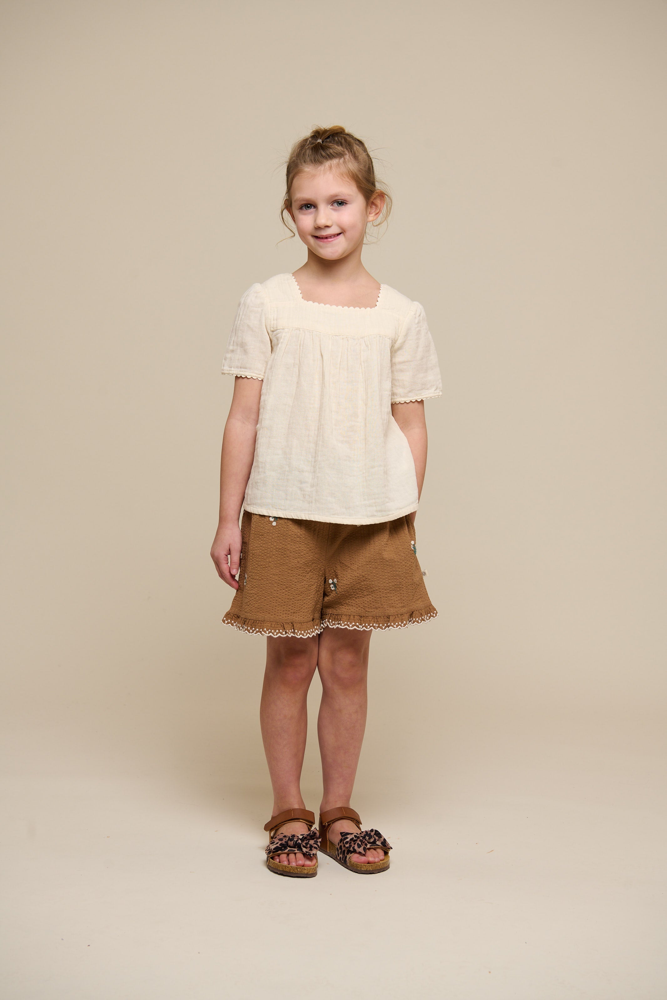 Geborduurde seersucker shorts - Tween - Coconut | 100987 Nora