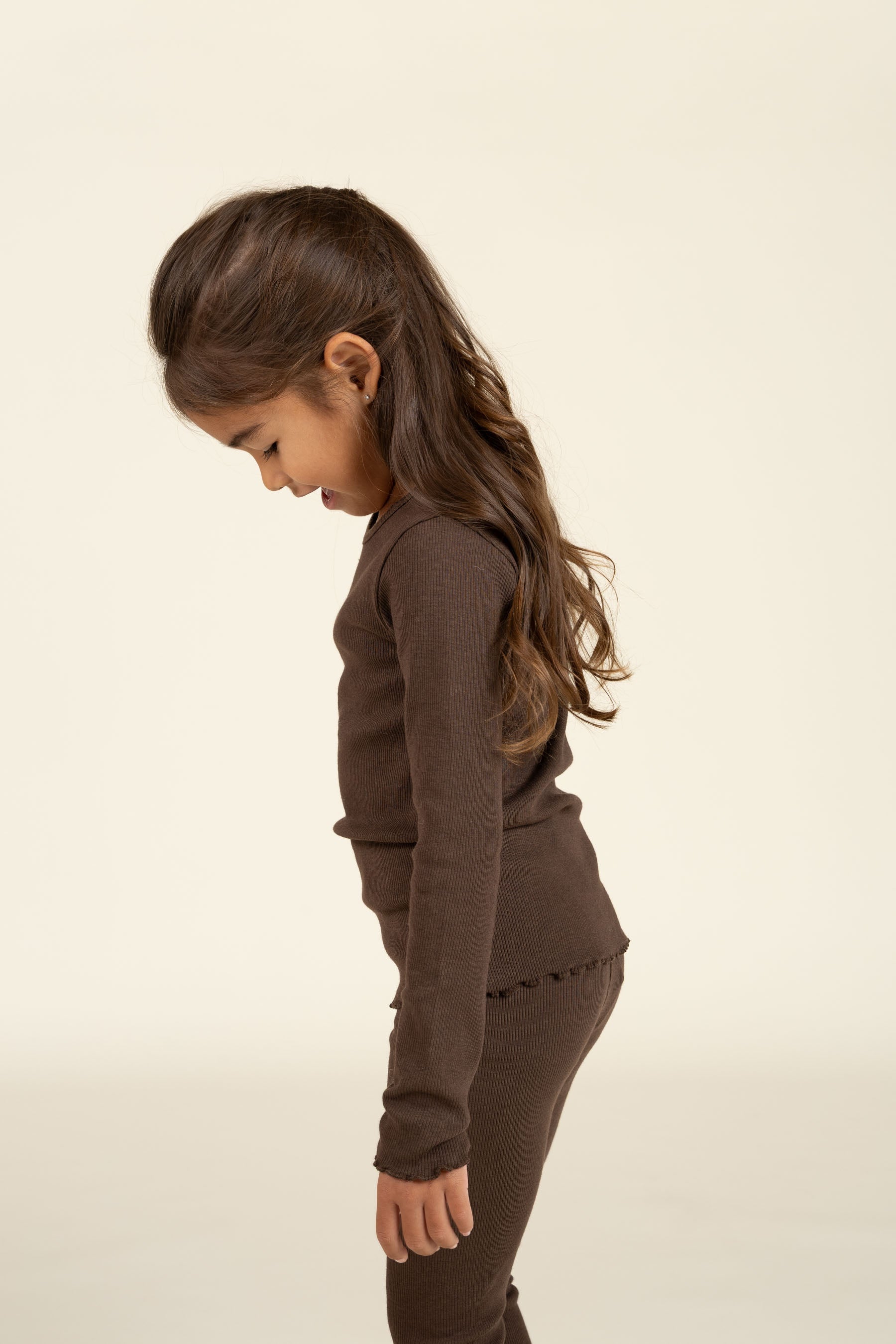 Modal Rib-T-shirt met lange mouwen en Picot-randje - Kids - Chocolate | 100576 Mia