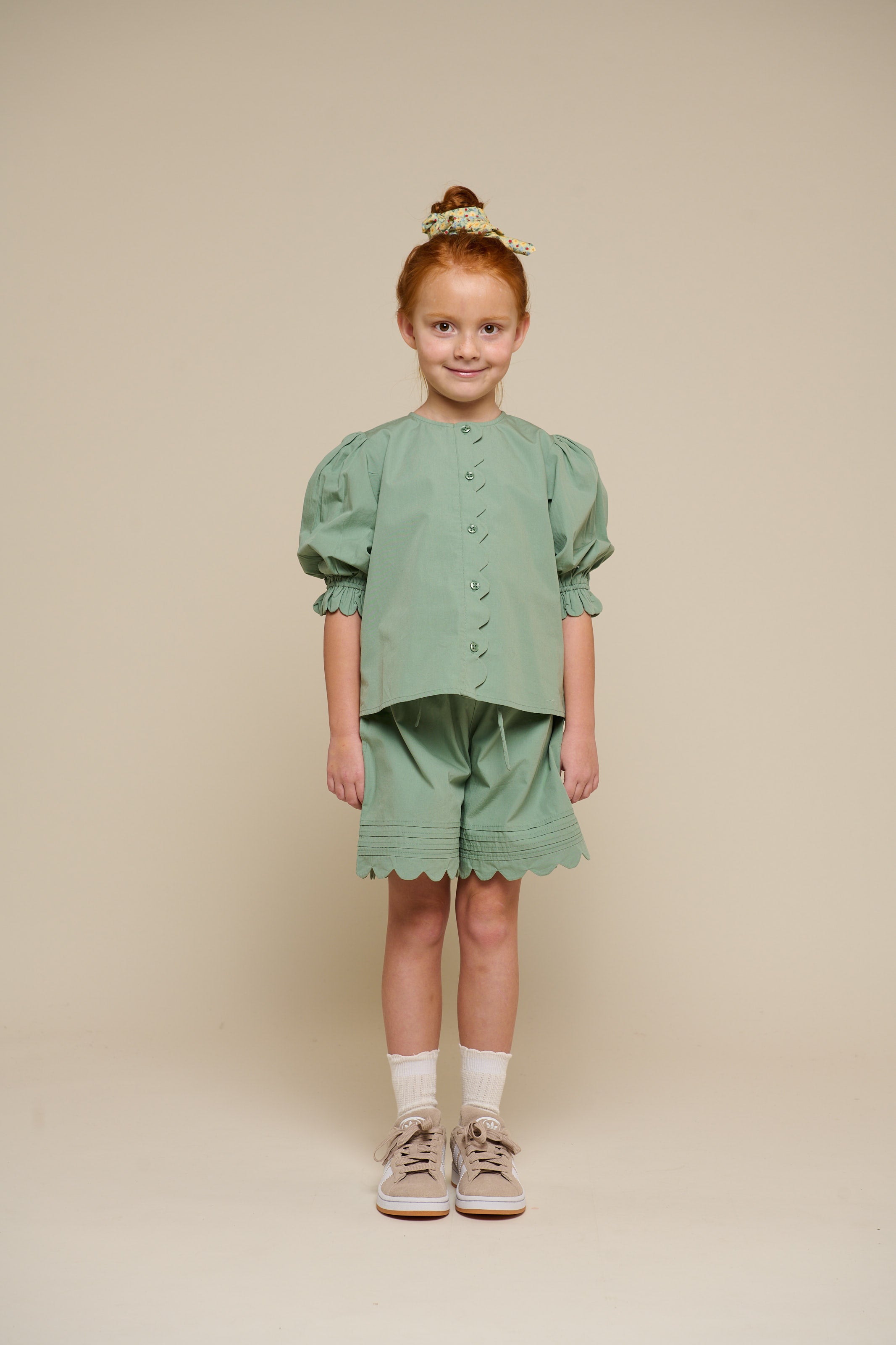 Poplin Blouse met Scallop Rand - Tween - Dusty Green | 101078 Joy