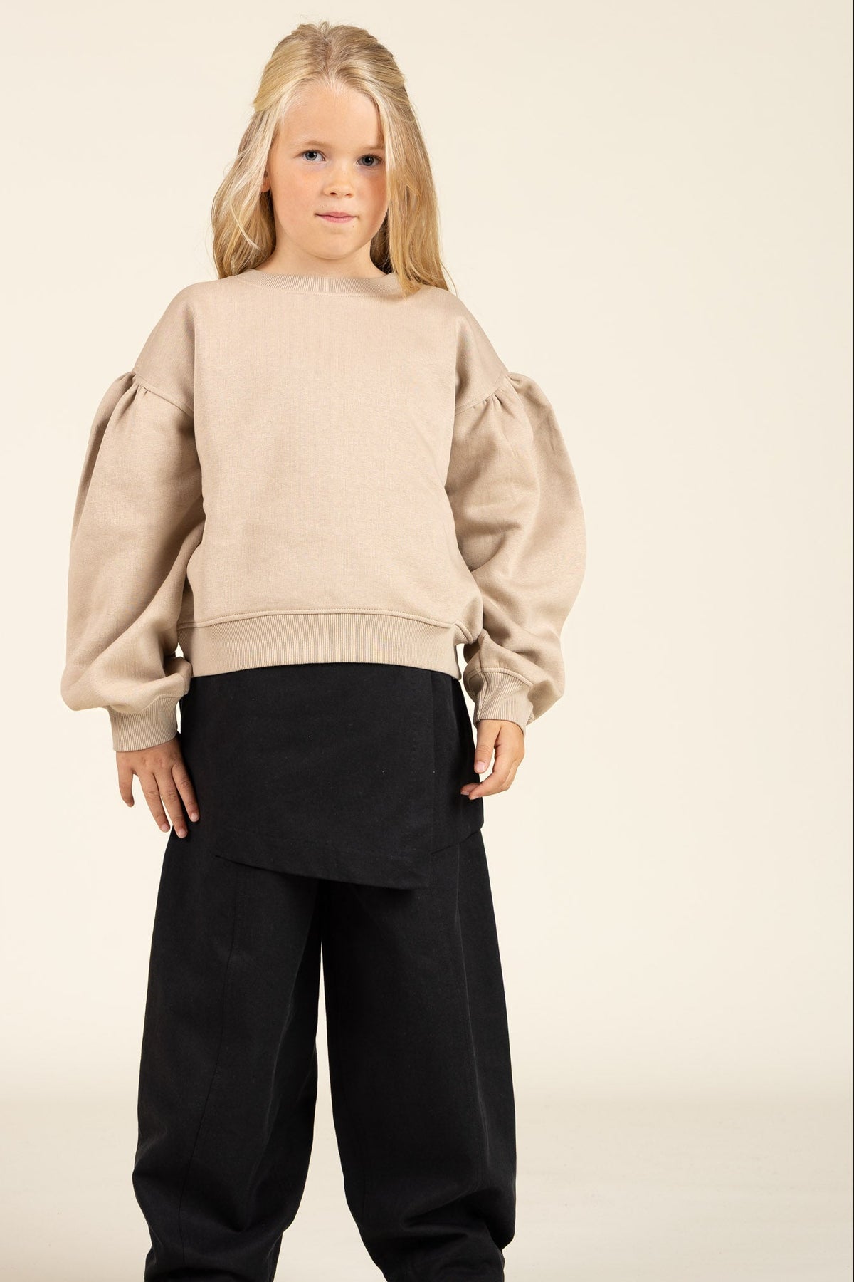 Tencel broek met barrel-pijpen - Tween - Black | 100133 Asta