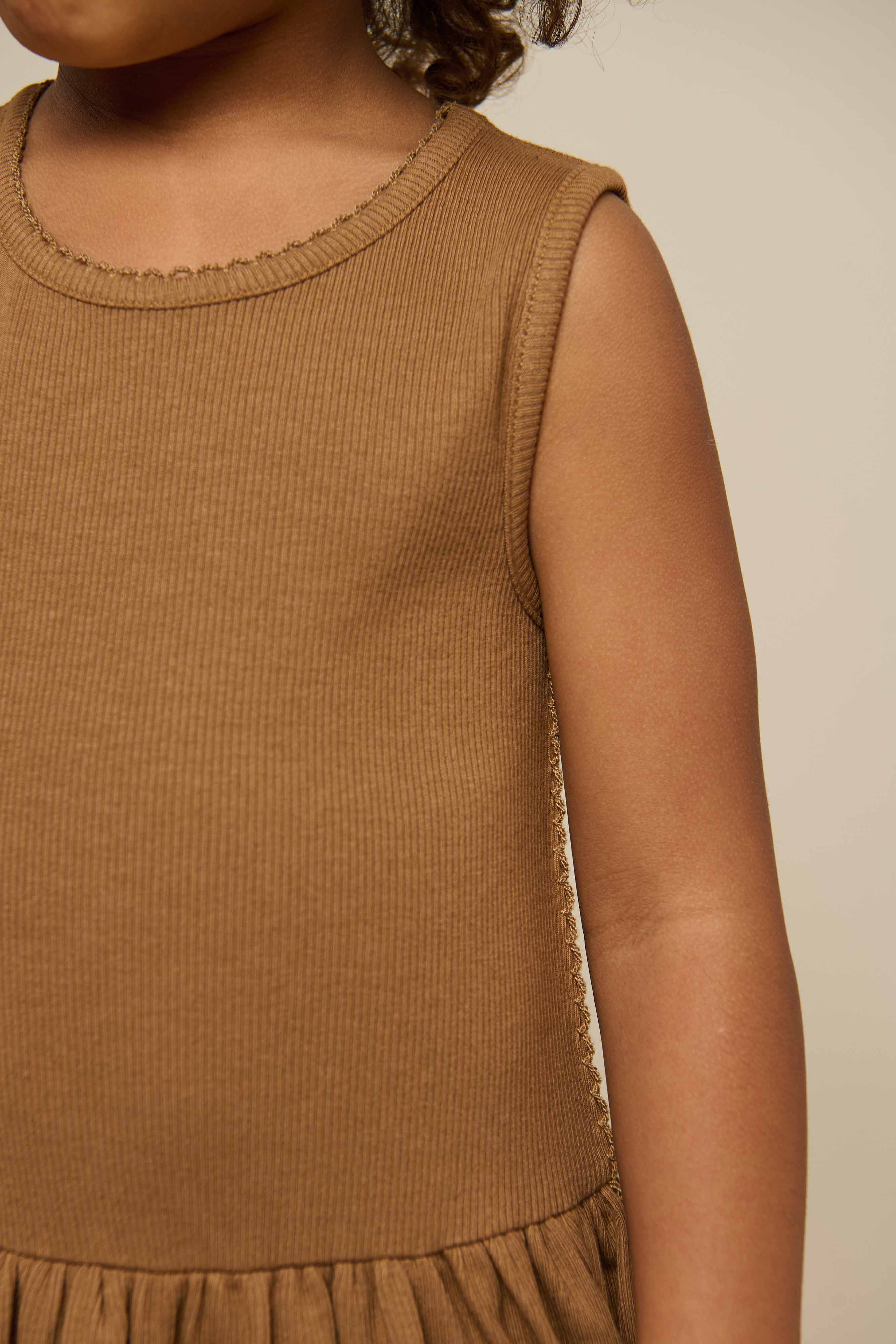 Mouwloze Modal Rib Jurk - Kids - Coconut | 101297 Lottie