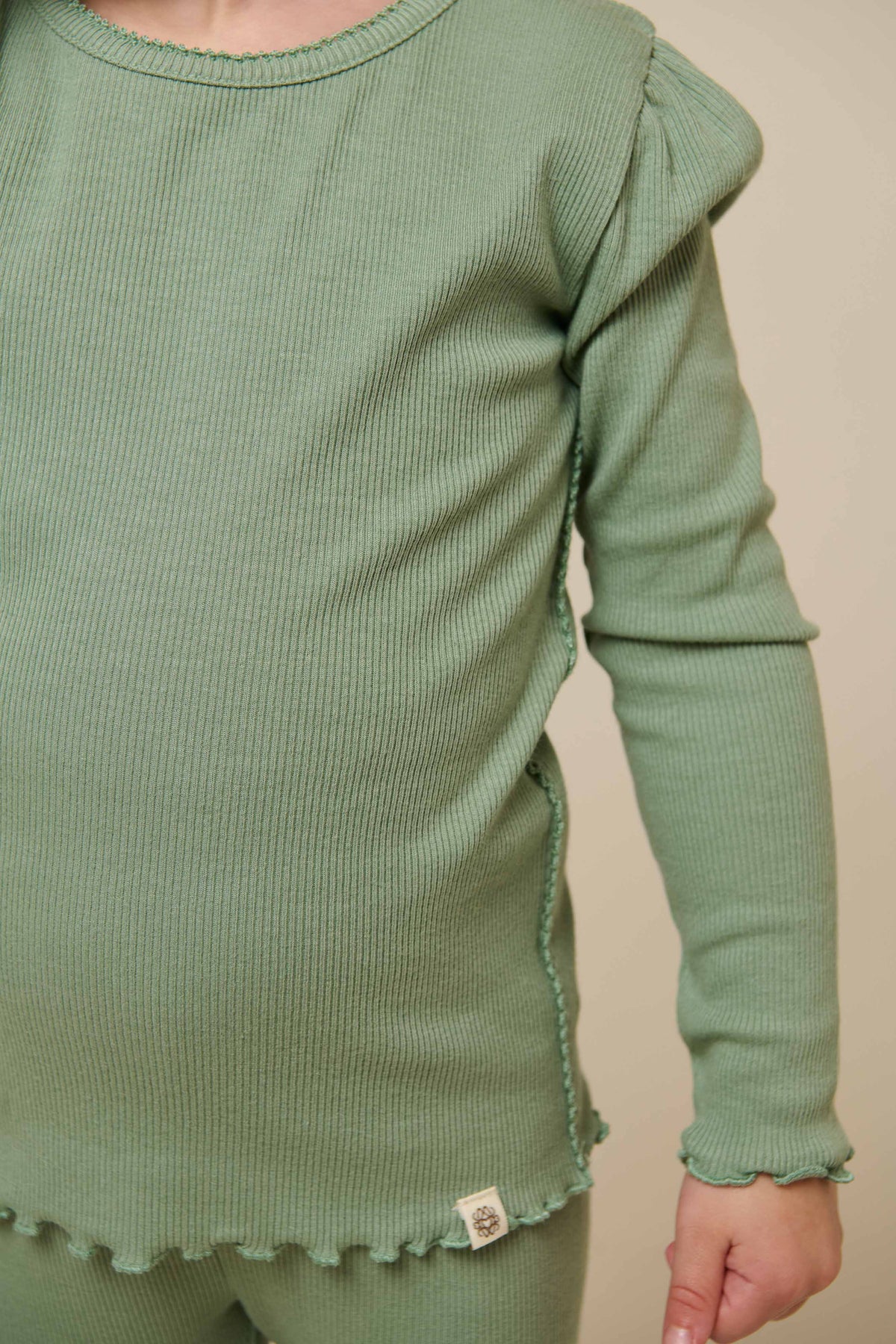 Modal rib T-shirt met lange mouwen - Kids - Dusty Green | 101310 Lottie