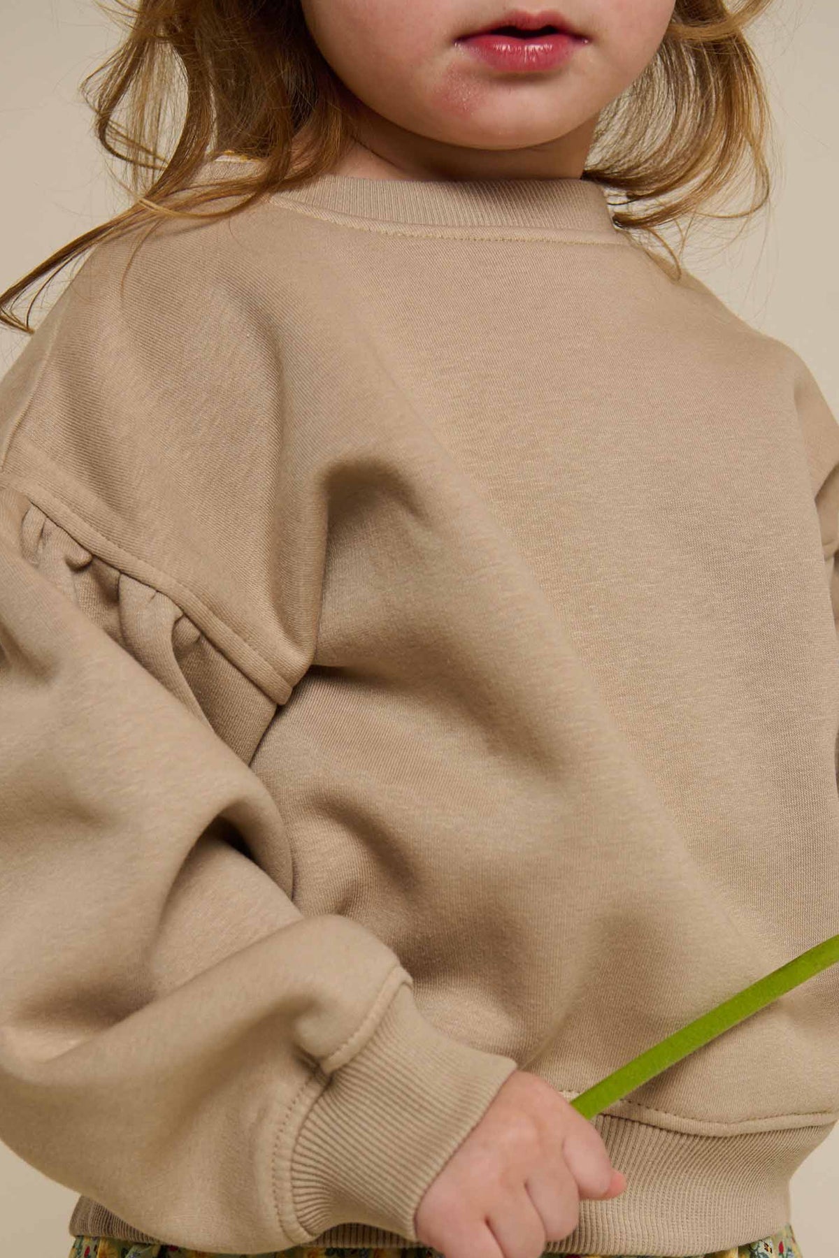Sweatshirt met strikdetail - Kids - Caffe Latte | 100816 Ruth