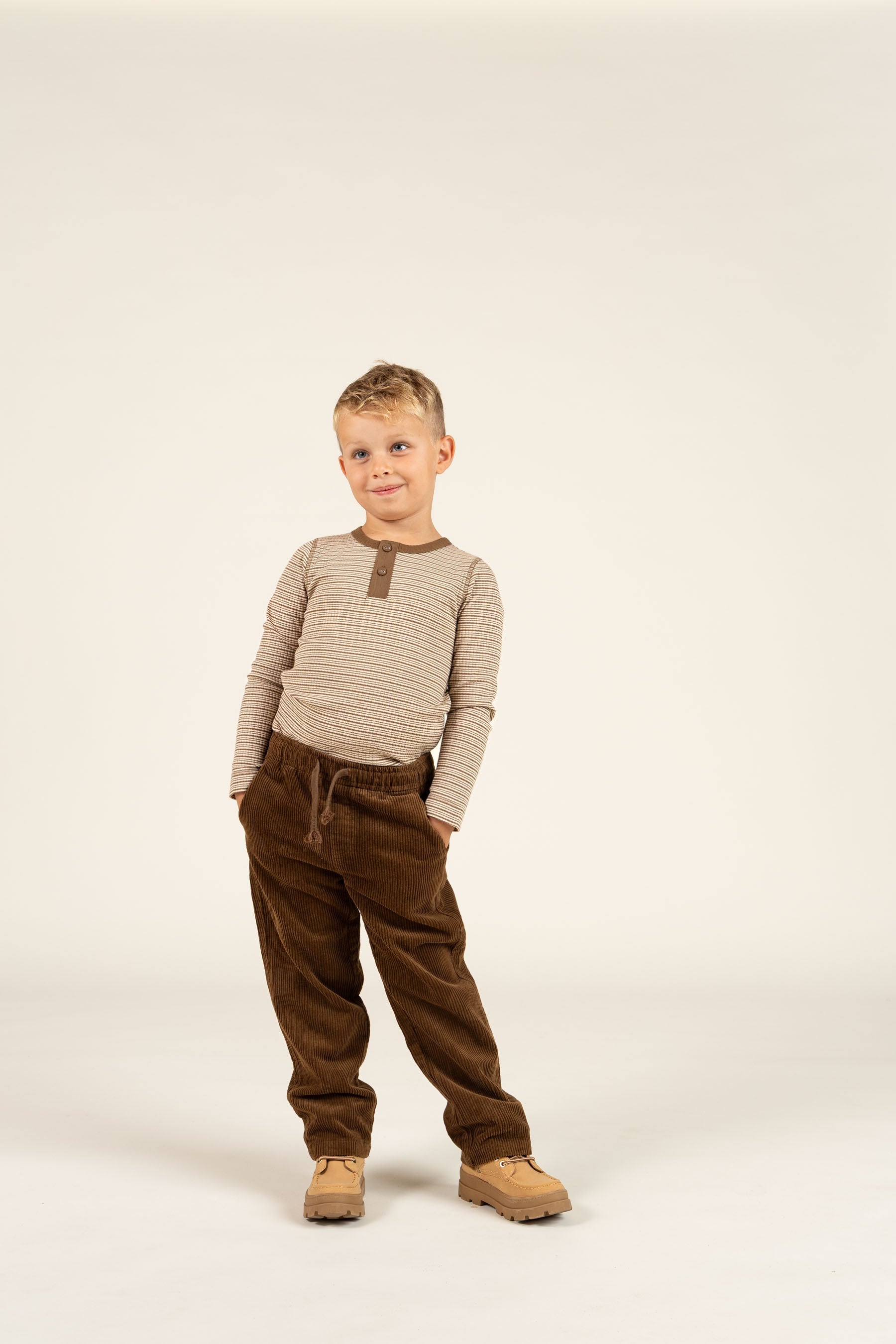 Katoenen rib T-shirt met lange mouwen - Kids - Coffee Stripe | 100564 Manson