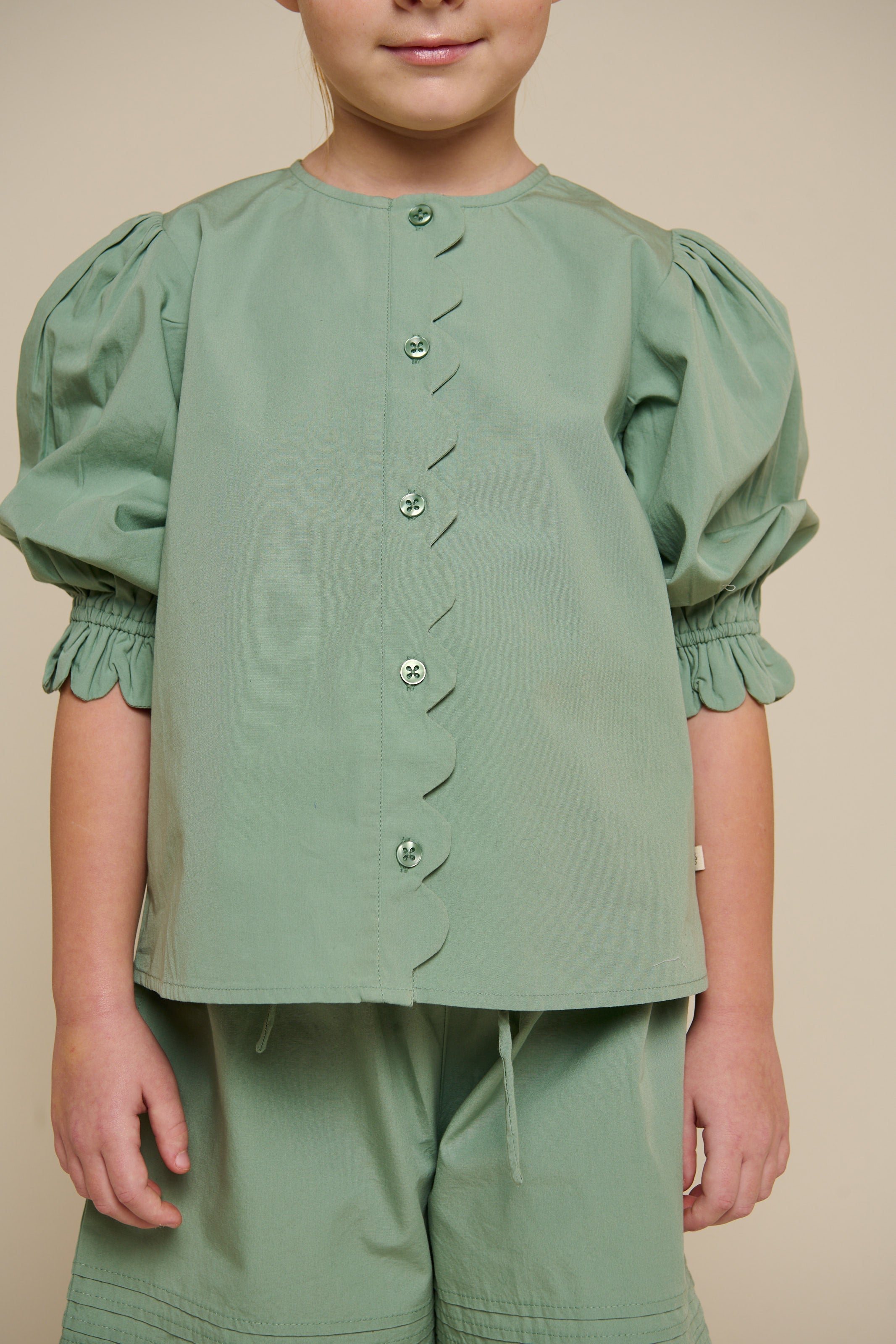Poplin Blouse met Scallop Rand - Tween - Dusty Green | 101078 Joy