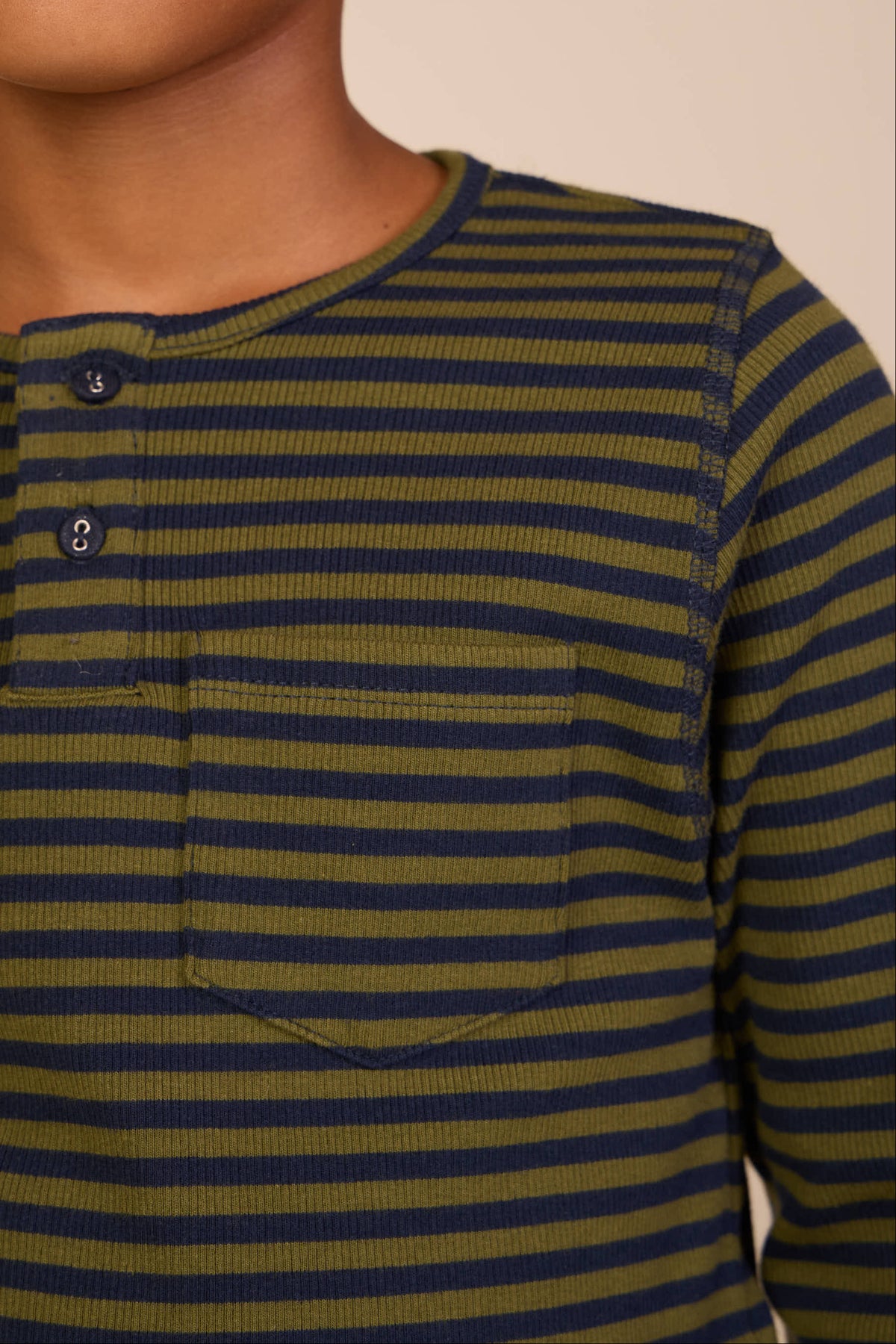 Geribd henley-langarmshirt Kids - Moss Green/Navy Stripe | 101595 Conrad
