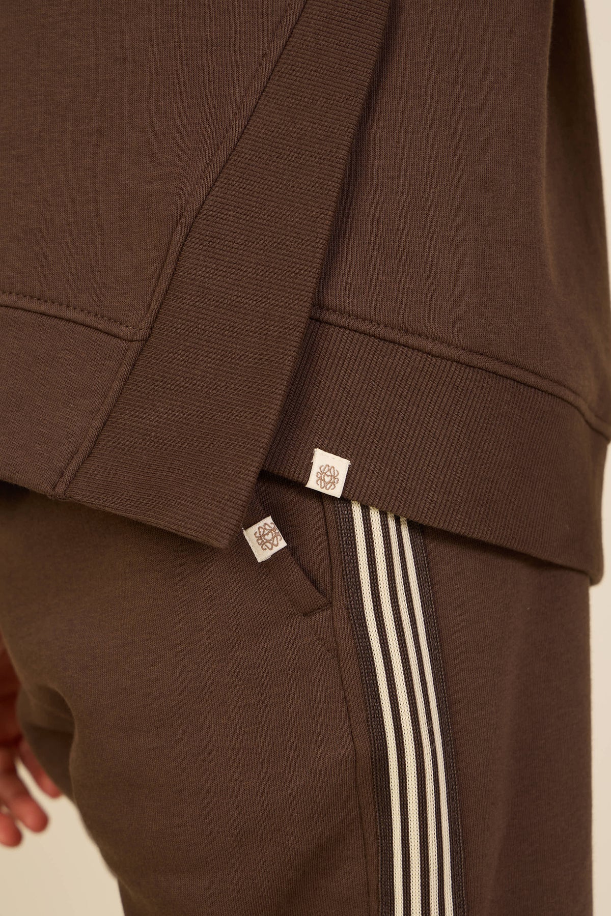 Joggingbroek met zijband Kids - Dark Brown | 101630 Zoe