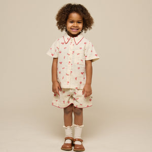 Set van bedrukt gaasoverhemd en shorts - Kids - Offwhite/Cherry Red | 100972 Fiona